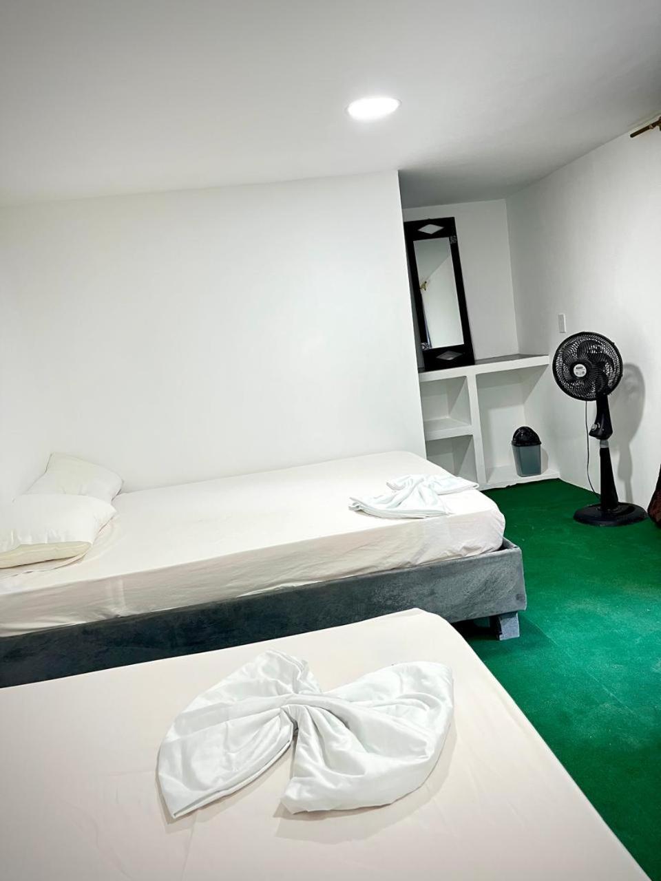 Mandala Beach Club 호텔 Pendales 외부 사진