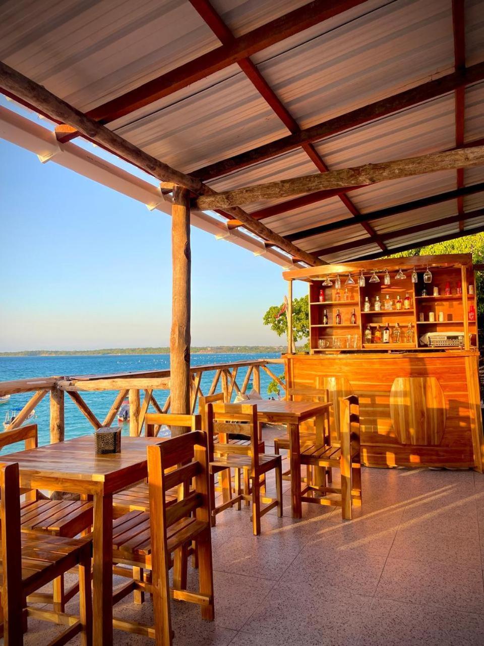Mandala Beach Club 호텔 Pendales 외부 사진